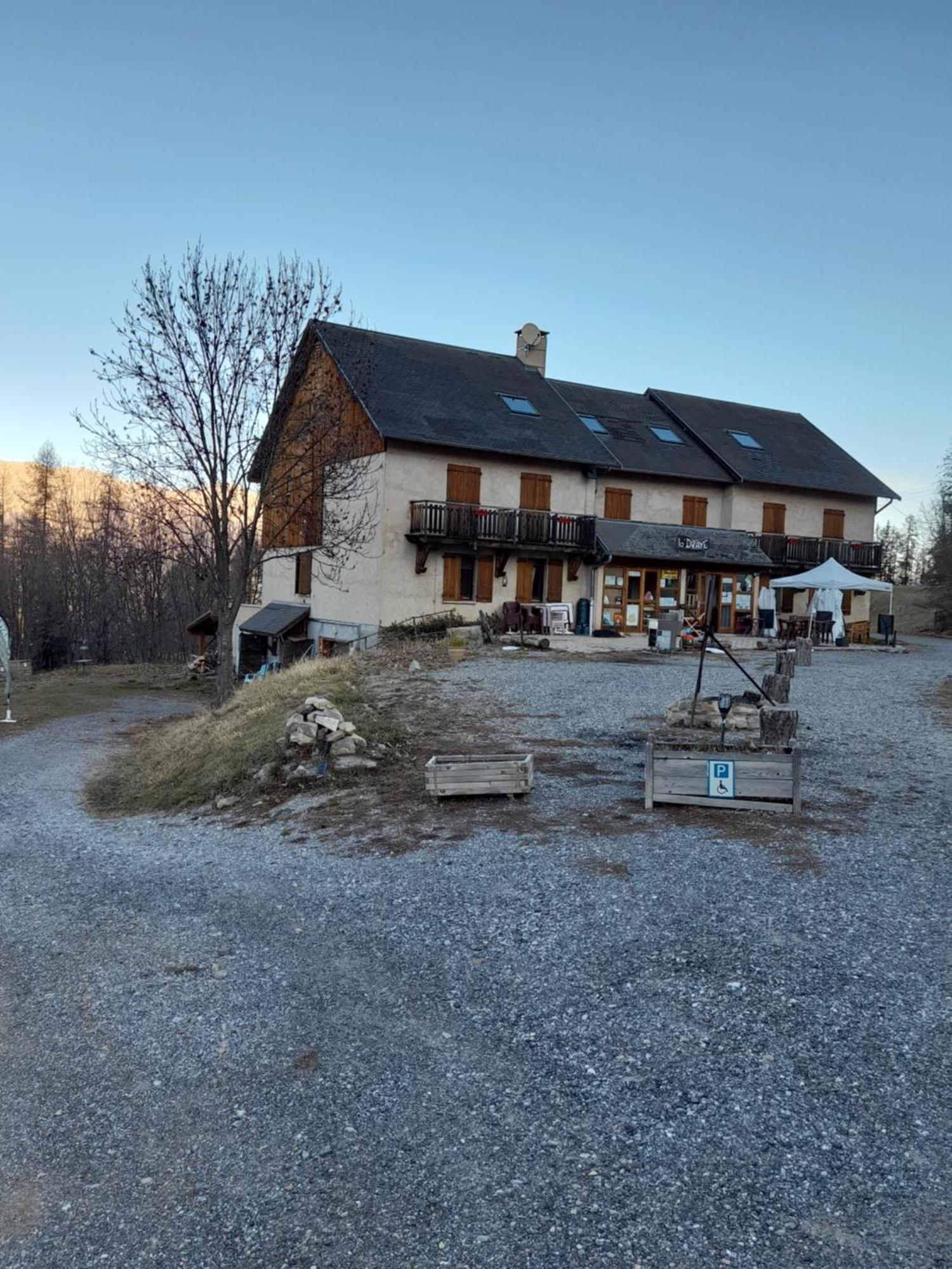 De La Draye 3* Crots